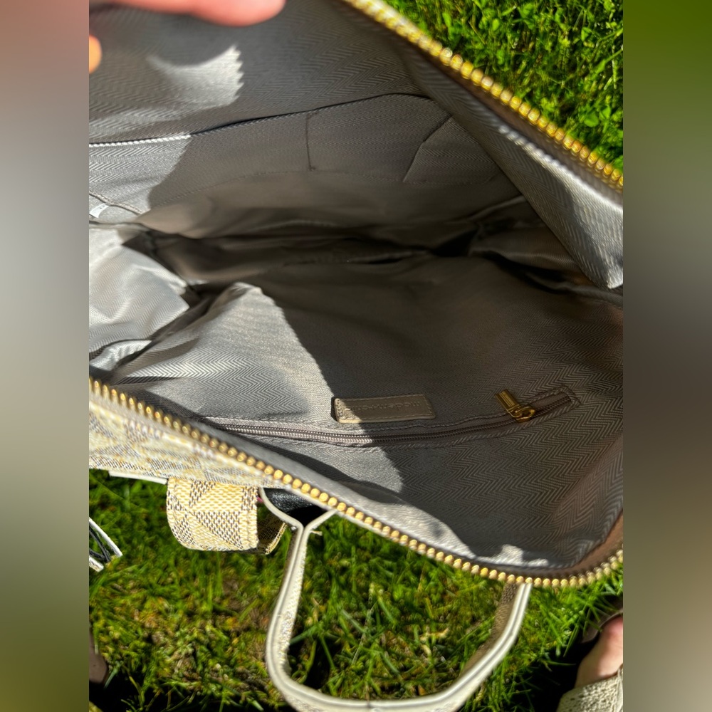 Stylish Geometric Patterned Convertible Backpack … - image 6